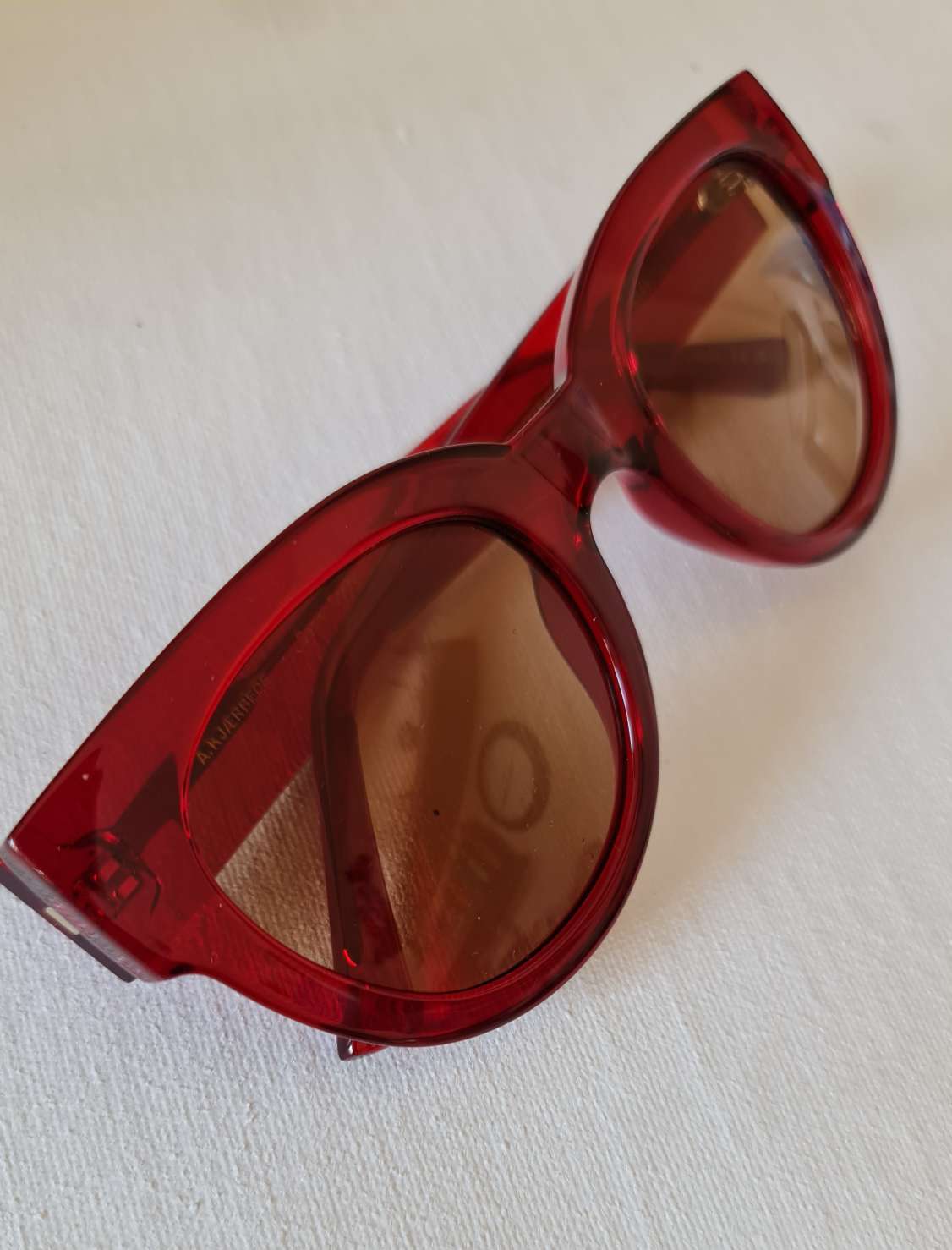 Lily Sunglasses Red Transparent