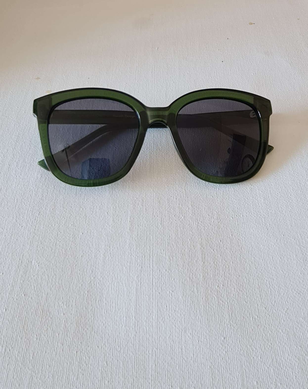 Billy Dark Green Sunglasses